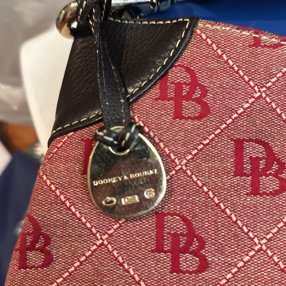 Dooney & Bourke Large Red and Brown Shoulder Bag with Dust Bag - Picture 4 of 6